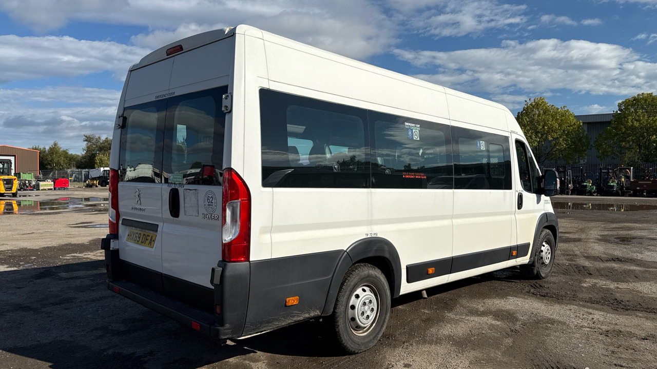 PEUGEOT BOXER 440 2.0 BlueHDi 130ps - Minibús, Furgoneta de pasajeros: foto 4 PEUGEOT BOXER 440 2.0 BlueHDi 130ps - Minibús, Furgoneta de pasajeros: foto 4