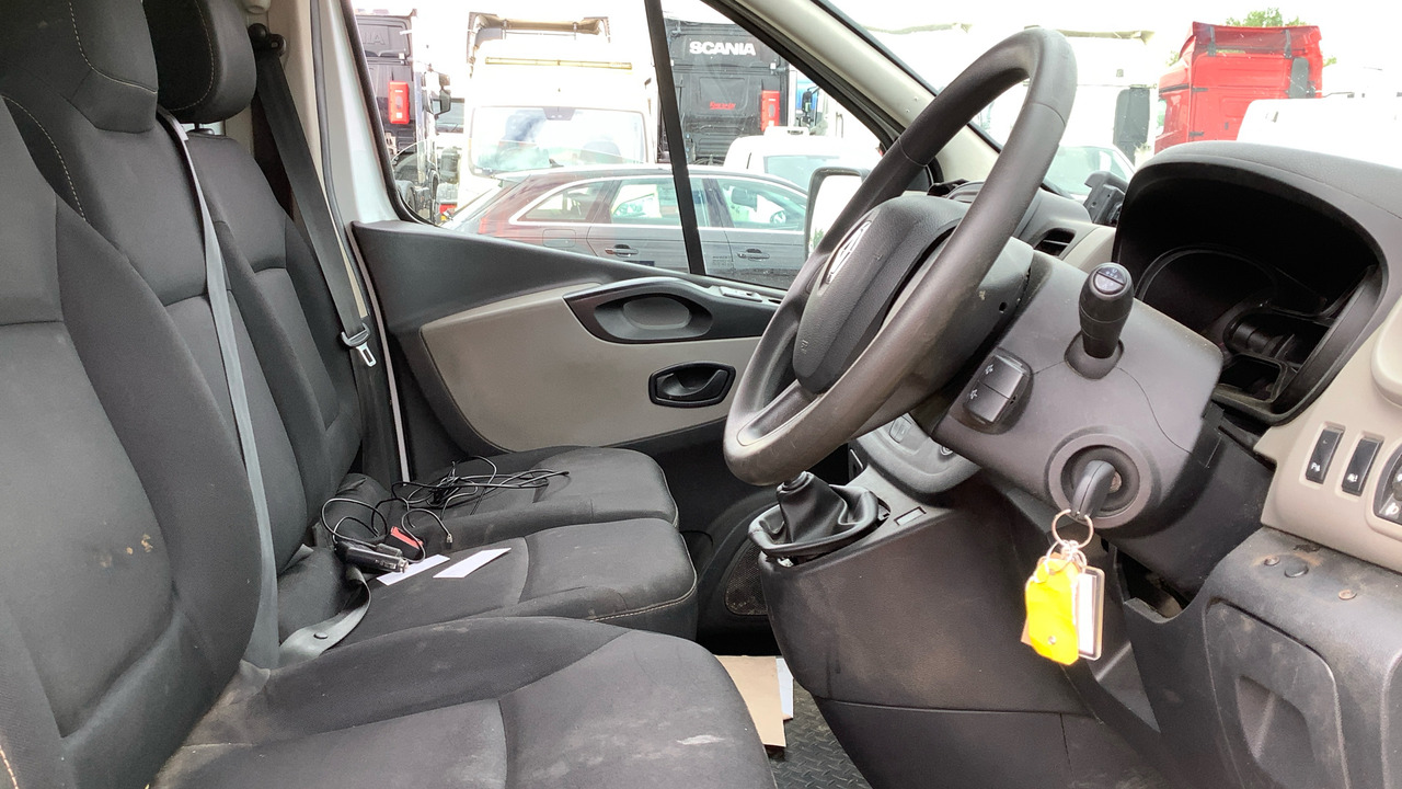 RENAULT TRAFIC SL27 ENERGY DCI125PS - Furgoneta pequeña: foto 5 RENAULT TRAFIC SL27 ENERGY DCI125PS - Furgoneta pequeña: foto 5