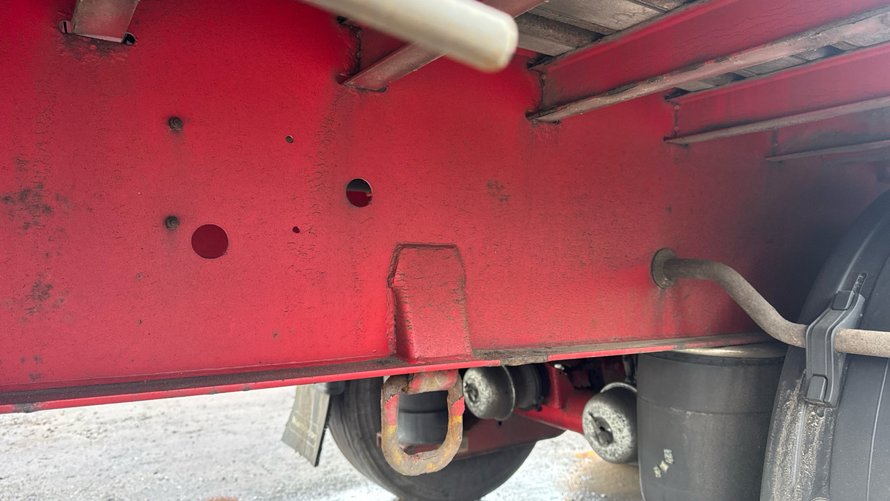 Remolque MONTRACON CURTAINSIDE: foto 13 Remolque MONTRACON CURTAINSIDE: foto 13