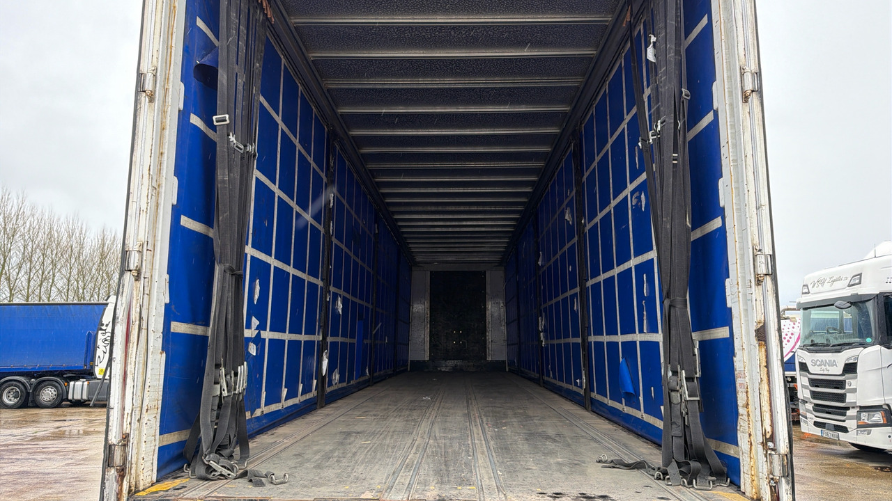 SDC CURTAINSIDE - Remolque: foto 5 SDC CURTAINSIDE - Remolque: foto 5