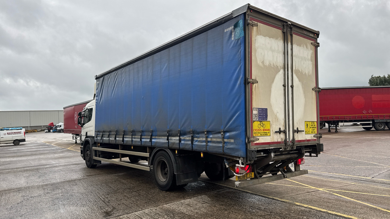 SCANIA P 250 - Camión lona: foto 3 SCANIA P 250 - Camión lona: foto 3