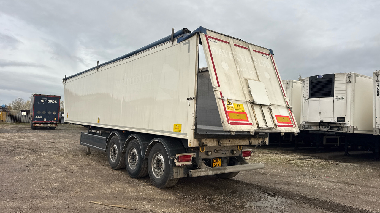 STAS TIPPER - Semirremolque volquete: foto 4 STAS TIPPER - Semirremolque volquete: foto 4