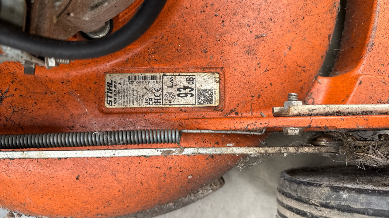 STIHL RM4 RTP - Cortacésped: foto 5 STIHL RM4 RTP - Cortacésped: foto 5