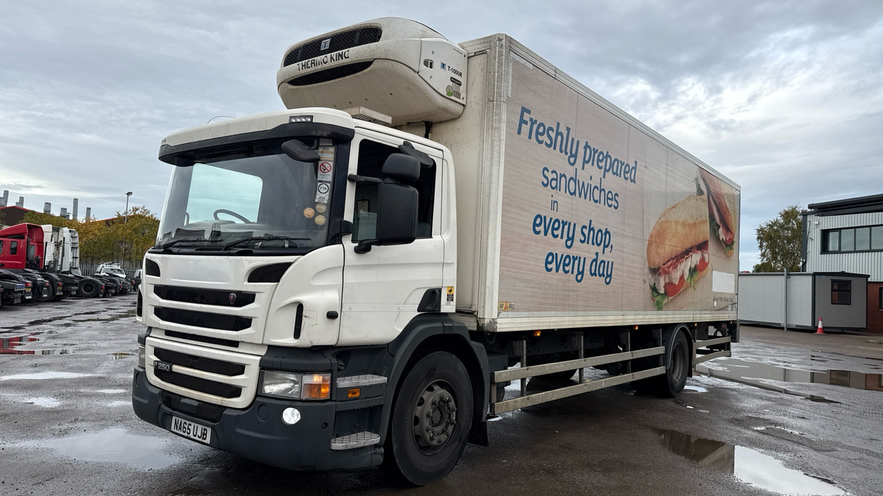 Scania P 250 - Camión frigorífico: foto 2 Scania P 250 - Camión frigorífico: foto 2