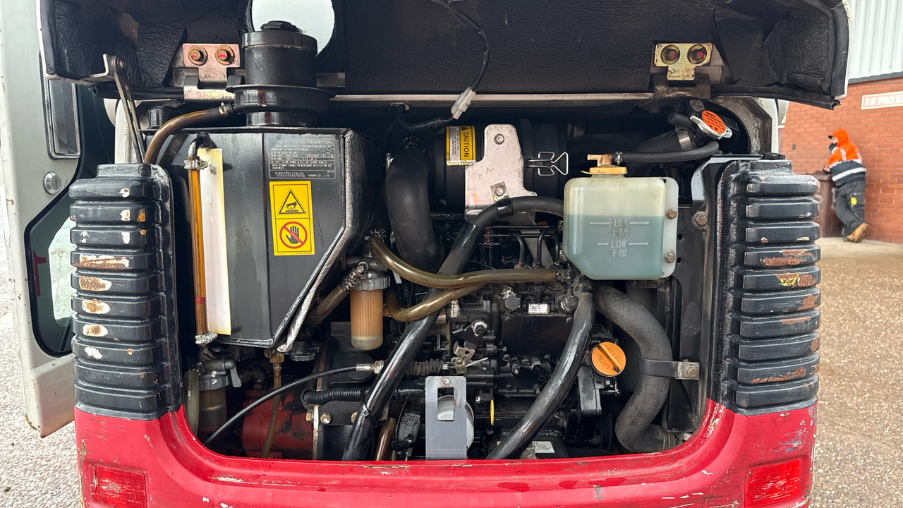 Miniexcavadora TAKEUCHI TB016: foto 15