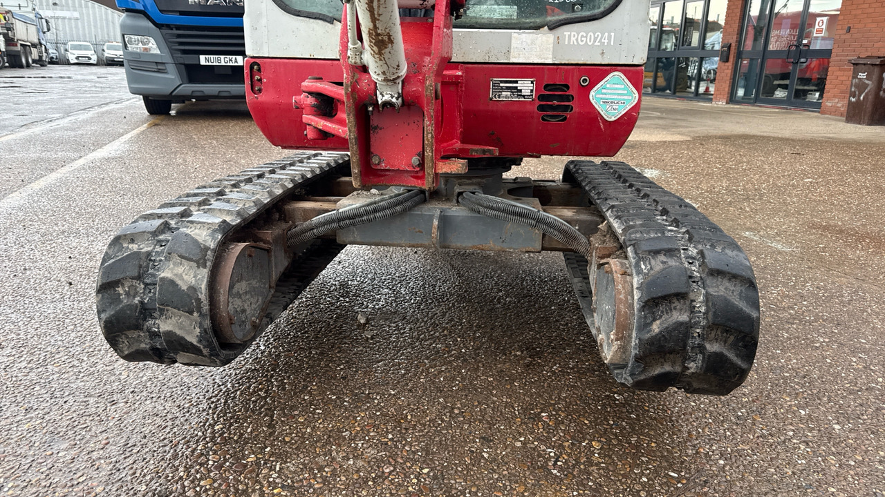 Miniexcavadora TAKEUCHI TB016: foto 26