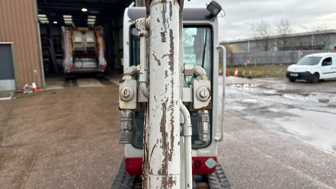 Miniexcavadora TAKEUCHI TB016: foto 14