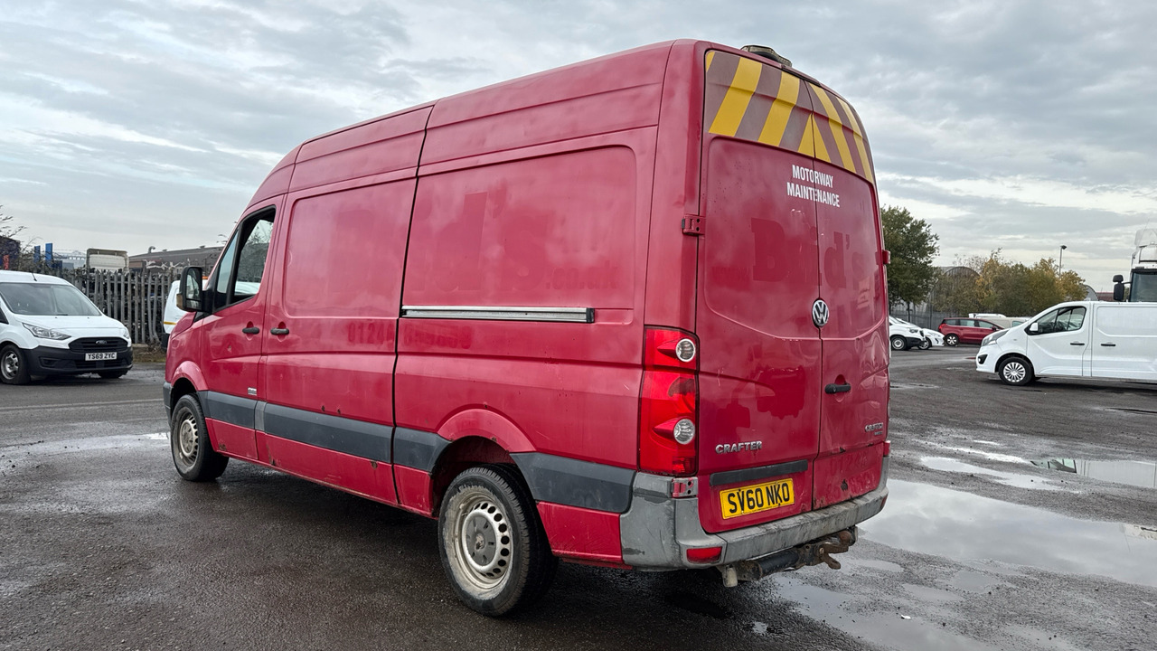 VOLKSWAGEN CRAFTER 35 2.5 BlueTDI 109PS - Furgón: foto 3 VOLKSWAGEN CRAFTER 35 2.5 BlueTDI 109PS - Furgón: foto 3