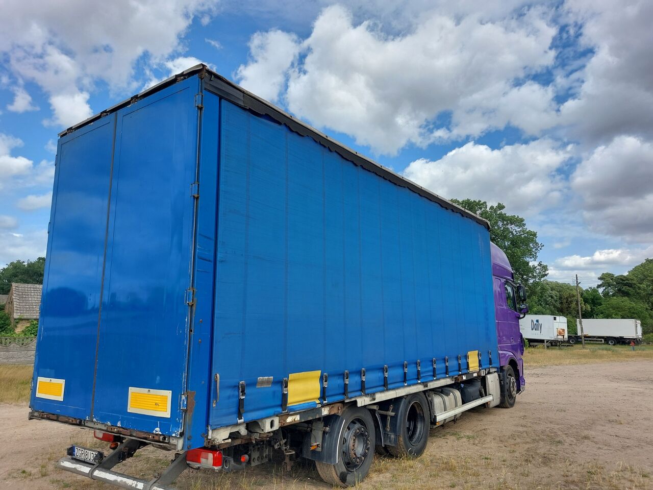 DAF XF 106 BDF JUMBO - Camión lona: foto 3 DAF XF 106 BDF JUMBO - Camión lona: foto 3