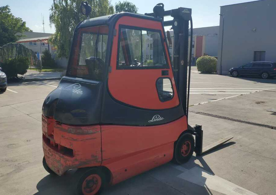 Linde E25, battery 2019 - Carretilla elevadora eléctrica: foto 3 Linde E25, battery 2019 - Carretilla elevadora eléctrica: foto 3