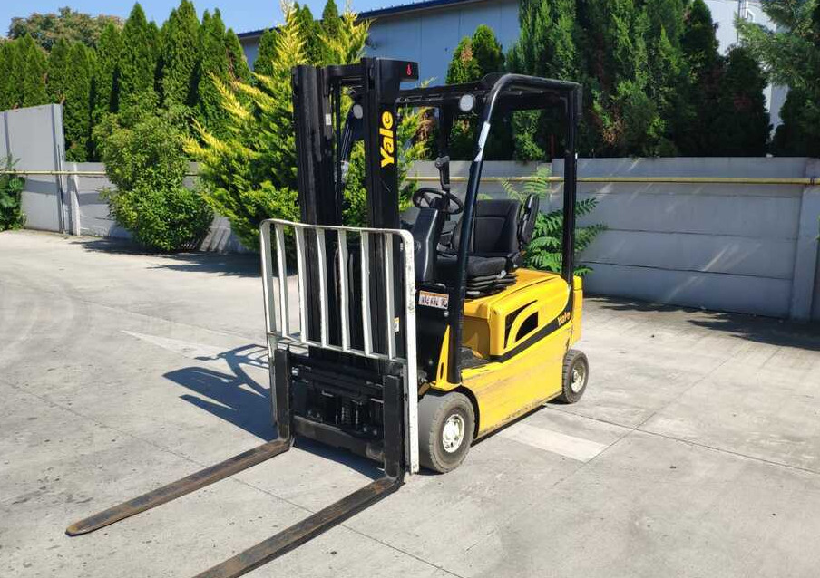 Yale ERP16VF - Carretilla elevadora eléctrica: foto 1 Yale ERP16VF - Carretilla elevadora eléctrica: foto 1