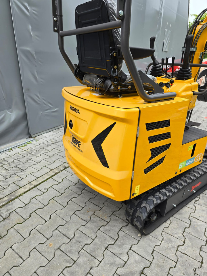 Berger Kraus BK900A Minikoparka Berger Kraus - Miniexcavadora: foto 3 Berger Kraus BK900A Minikoparka Berger Kraus - Miniexcavadora: foto 3