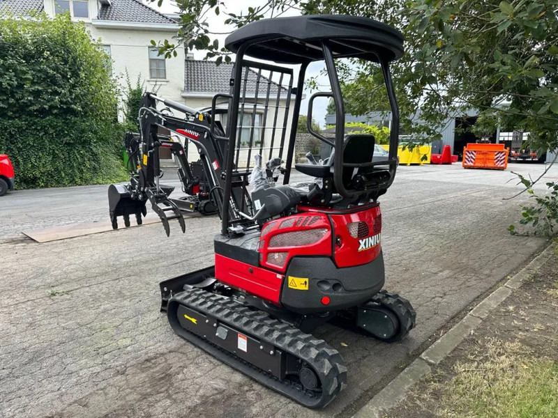Rhino Rhinoceros XN18 - Miniexcavadora: foto 1 Rhino Rhinoceros XN18 - Miniexcavadora: foto 1