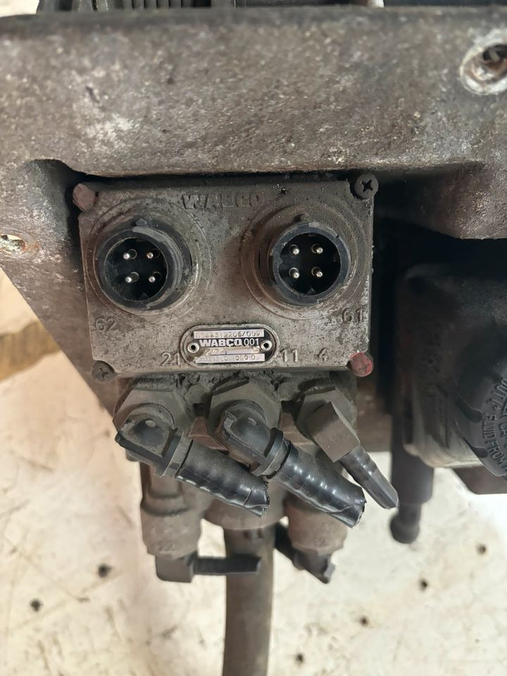 Atego Fußbremsventil Bremsventil A9702940001 WABCO 480001000 - Pedal para Camión: foto 3 Atego Fußbremsventil Bremsventil A9702940001 WABCO 480001000 - Pedal para Camión: foto 3
