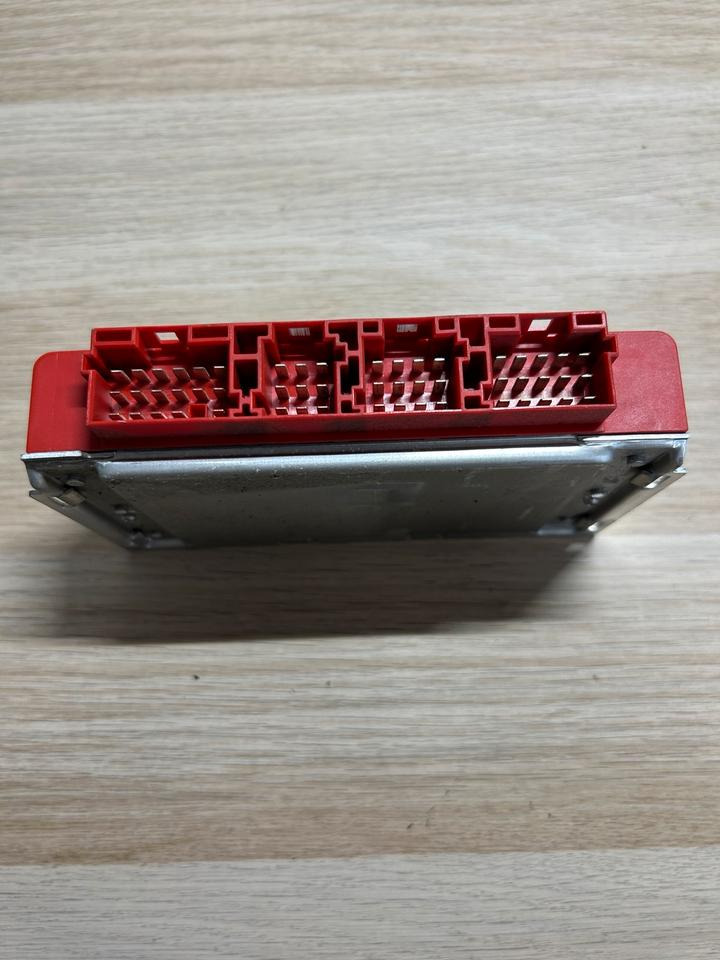 MAN BOSCH Intardersteuerung 81.25810-6000 - Unidad de control para Camión: foto 3 MAN BOSCH Intardersteuerung 81.25810-6000 - Unidad de control para Camión: foto 3