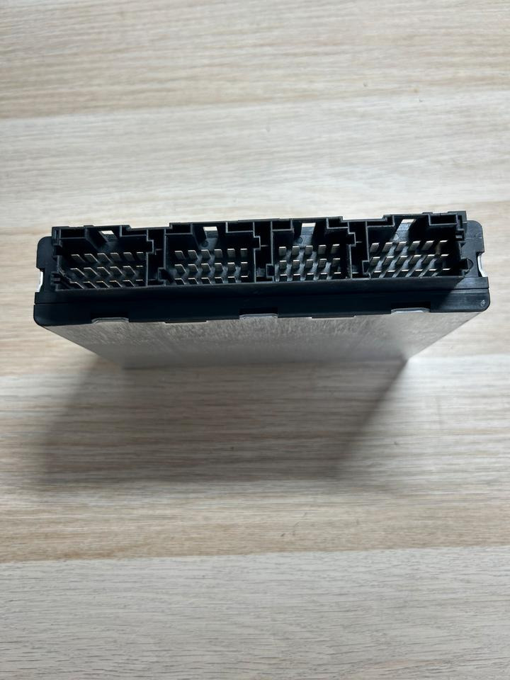 MAN Elektronik FFR SIEMENS VDO Steuergerät 81.25805.7082 - Unidad de control para Camión: foto 3 MAN Elektronik FFR SIEMENS VDO Steuergerät 81.25805.7082 - Unidad de control para Camión: foto 3