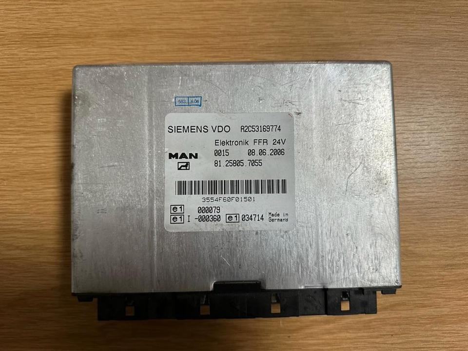 MAN SIEMENS VDO ELEKTRONIK FFR Steuergerät 81.25805.7055 - Unidad de control para Camión: foto 1 MAN SIEMENS VDO ELEKTRONIK FFR Steuergerät 81.25805.7055 - Unidad de control para Camión: foto 1