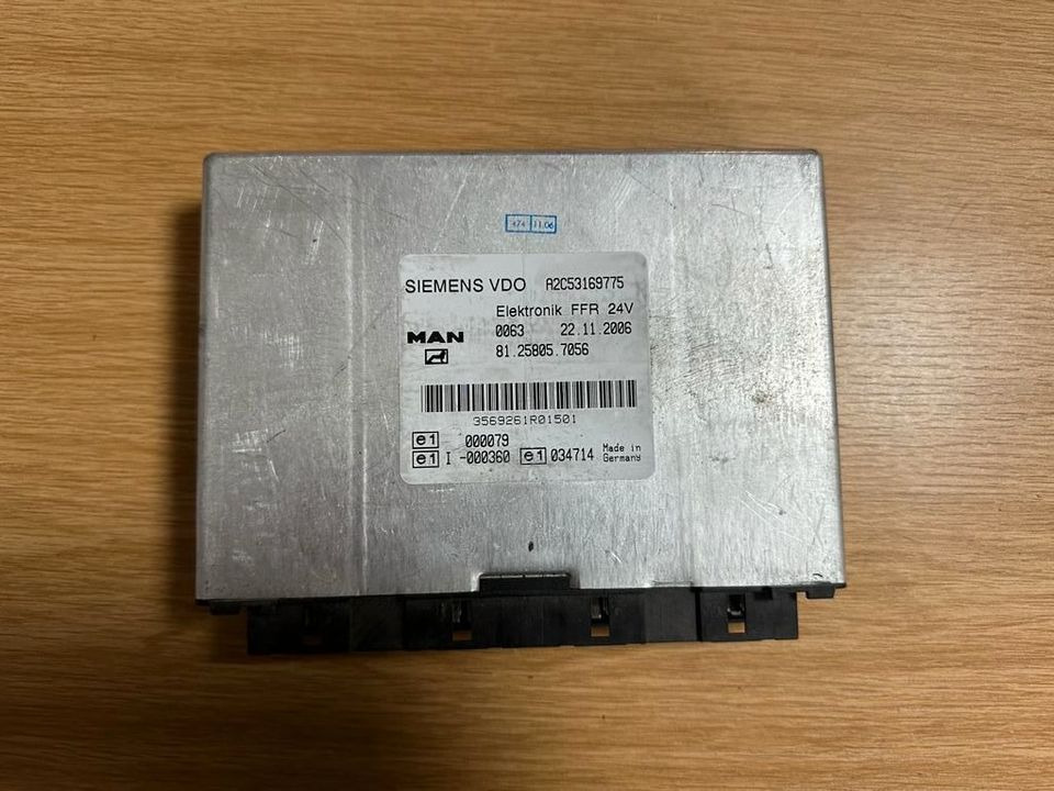 MAN SIEMENS VDO ELEKTRONIK FFR Steuergerät 81.25805.7056 - Unidad de control para Camión: foto 1 MAN SIEMENS VDO ELEKTRONIK FFR Steuergerät 81.25805.7056 - Unidad de control para Camión: foto 1