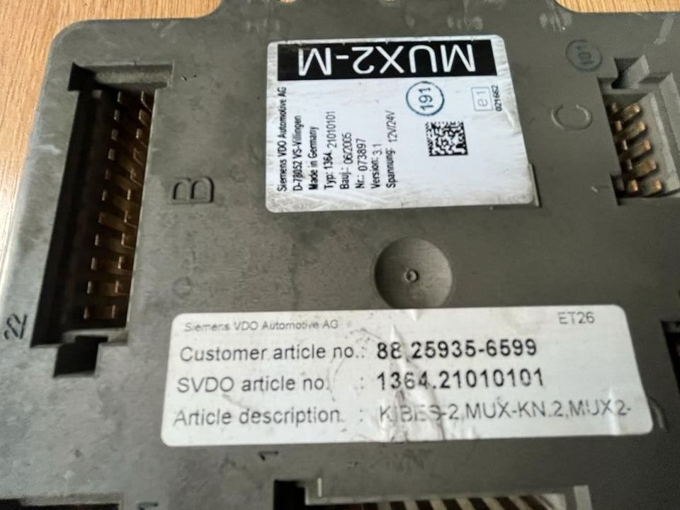 MAN Siemens VDO MUX2-M Steuergerät 88.25935-6599 - Unidad de control para Camión: foto 2 MAN Siemens VDO MUX2-M Steuergerät 88.25935-6599 - Unidad de control para Camión: foto 2