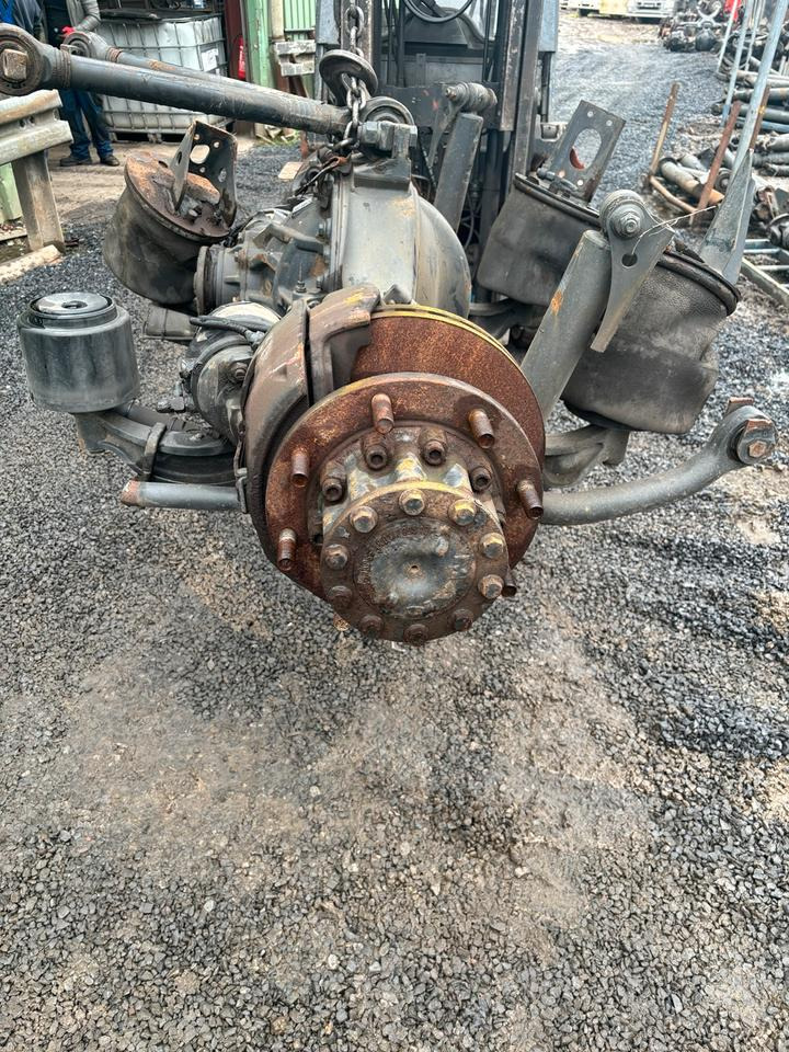 MAN TGM 15.290 Hinterachse 37:10 /81.35010.6168 mit Schnee ketten - Eje posterior para Camión: foto 2 MAN TGM 15.290 Hinterachse 37:10 /81.35010.6168 mit Schnee ketten - Eje posterior para Camión: foto 2