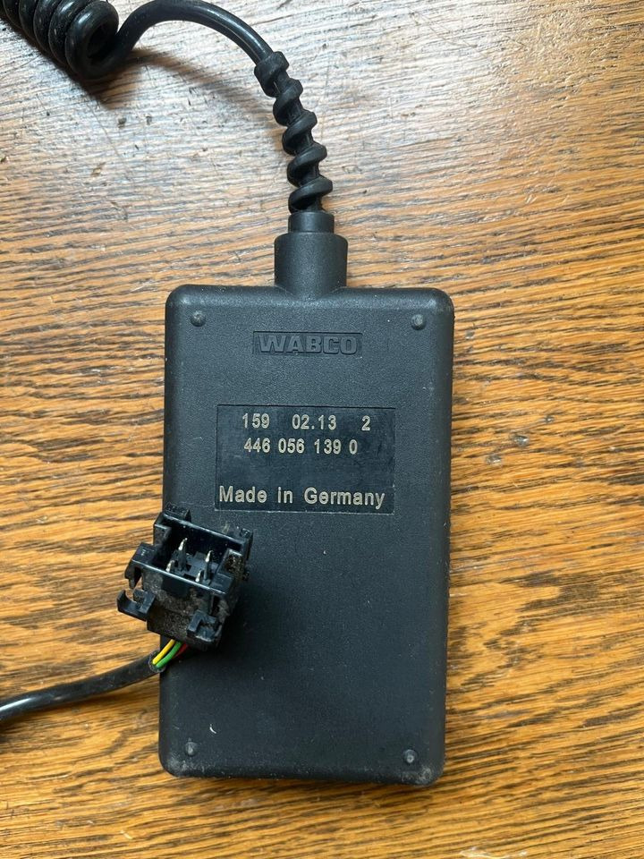 MAN WABCO Bediengerät Fernbedienung Luftfederung 4460561390 - Suspensión neumática para Camión: foto 2 MAN WABCO Bediengerät Fernbedienung Luftfederung 4460561390 - Suspensión neumática para Camión: foto 2