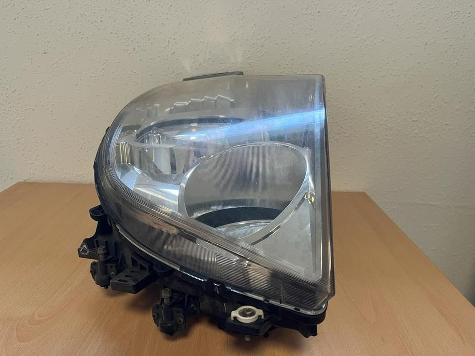 Mercedes Actros Bi Xenon Scheinwerfer Vorne Links A9608200639 - Faro delantero para Camión: foto 4 Mercedes Actros Bi Xenon Scheinwerfer Vorne Links A9608200639 - Faro delantero para Camión: foto 4