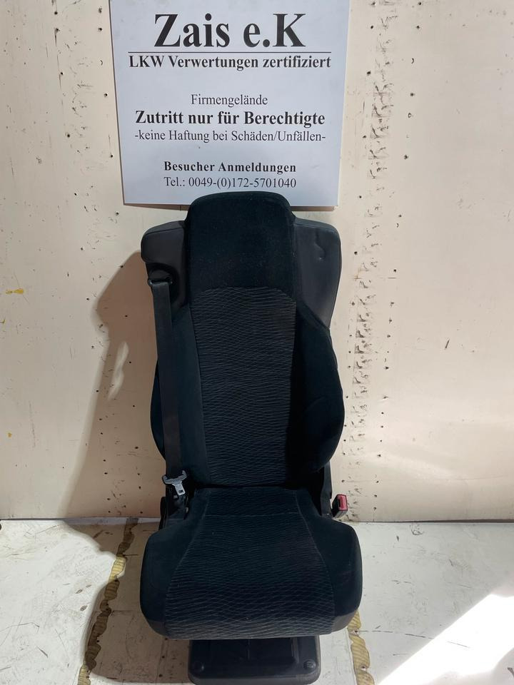 Mercedes Actros MP4 Beifahrersitz A9609103803 - Asiento para Camión: foto 1 Mercedes Actros MP4 Beifahrersitz A9609103803 - Asiento para Camión: foto 1