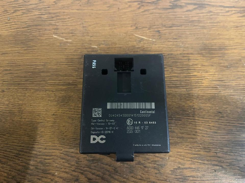 Mercedes Actros MP4 Central Gateway Steuergerät A0004461727 - Unidad de control para Camión: foto 2 Mercedes Actros MP4 Central Gateway Steuergerät A0004461727 - Unidad de control para Camión: foto 2