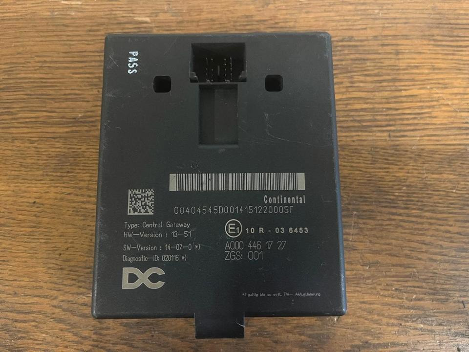 Mercedes Actros MP4 Central Gateway Steuergerät A0004461727 - Unidad de control para Camión: foto 3 Mercedes Actros MP4 Central Gateway Steuergerät A0004461727 - Unidad de control para Camión: foto 3