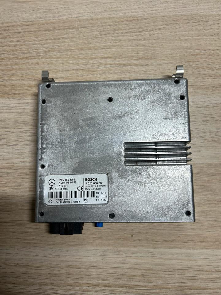 Mercedes Actros MP4 IPPC ECU Steuergerät A0004460575 - Unidad de control para Camión: foto 2 Mercedes Actros MP4 IPPC ECU Steuergerät A0004460575 - Unidad de control para Camión: foto 2