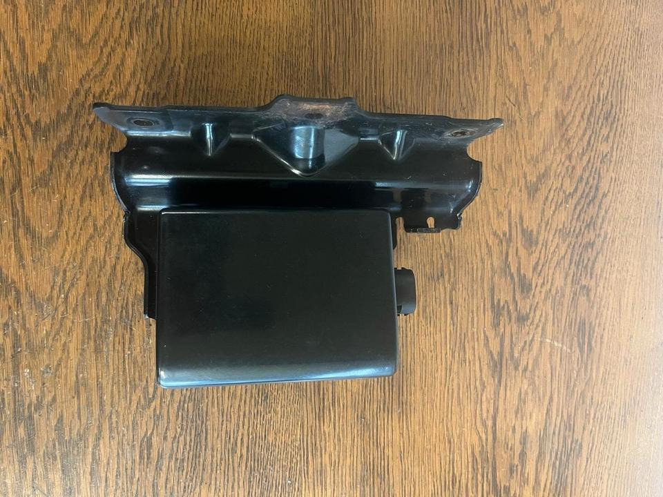 Mercedes Actros MP4 Radarsensor A0004461849 - Sensor para Camión: foto 2 Mercedes Actros MP4 Radarsensor A0004461849 - Sensor para Camión: foto 2