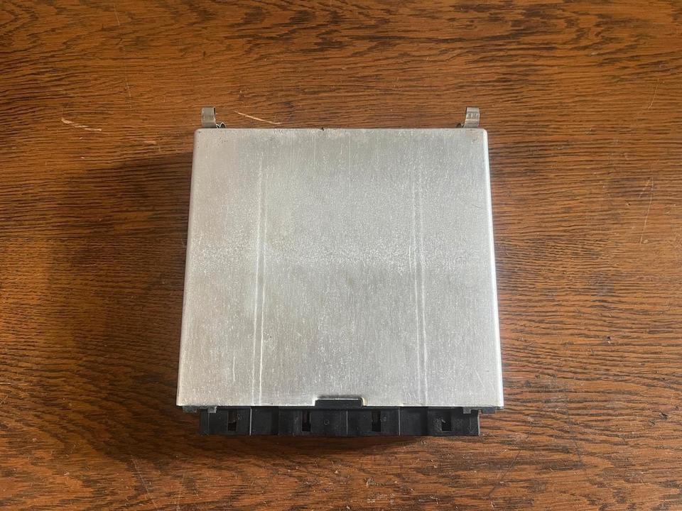 Mercedes Atego Elektronik FR VDO Steuergerät A0004465702 - Unidad de control para Camión: foto 5 Mercedes Atego Elektronik FR VDO Steuergerät A0004465702 - Unidad de control para Camión: foto 5