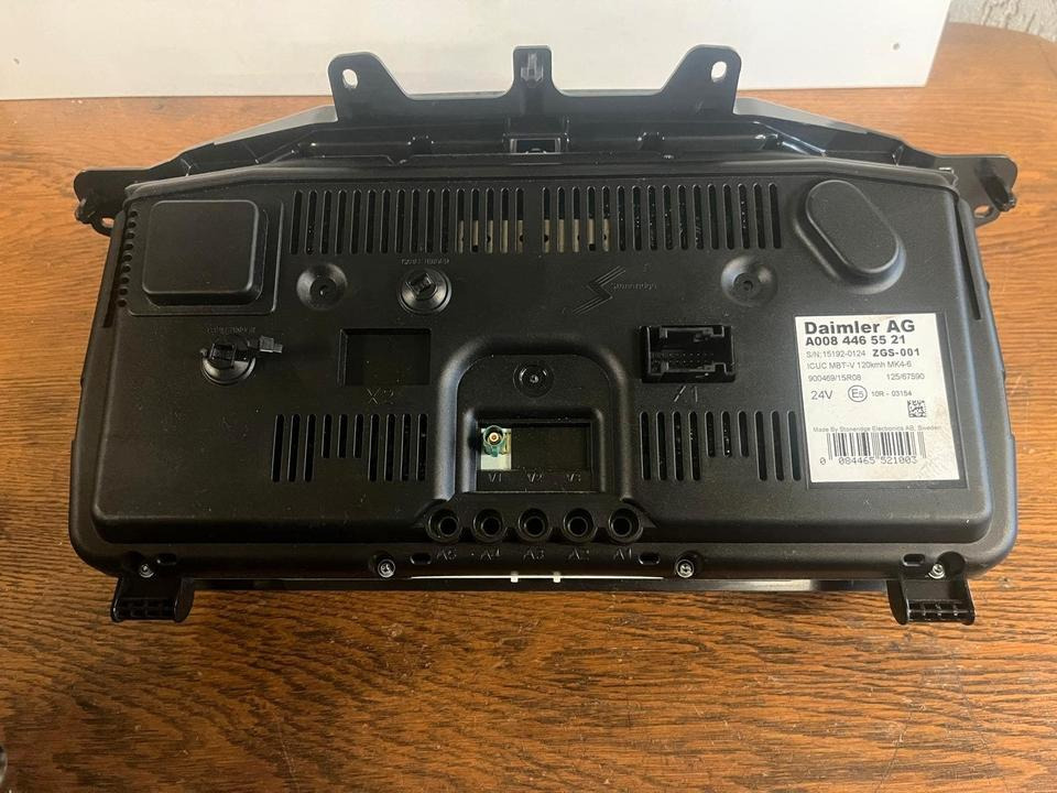 Mercedes Benz Actros MP4 Kombiinstrument / Tacho A0084465521 - Salpicadero: foto 5 Mercedes Benz Actros MP4 Kombiinstrument / Tacho A0084465521 - Salpicadero: foto 5