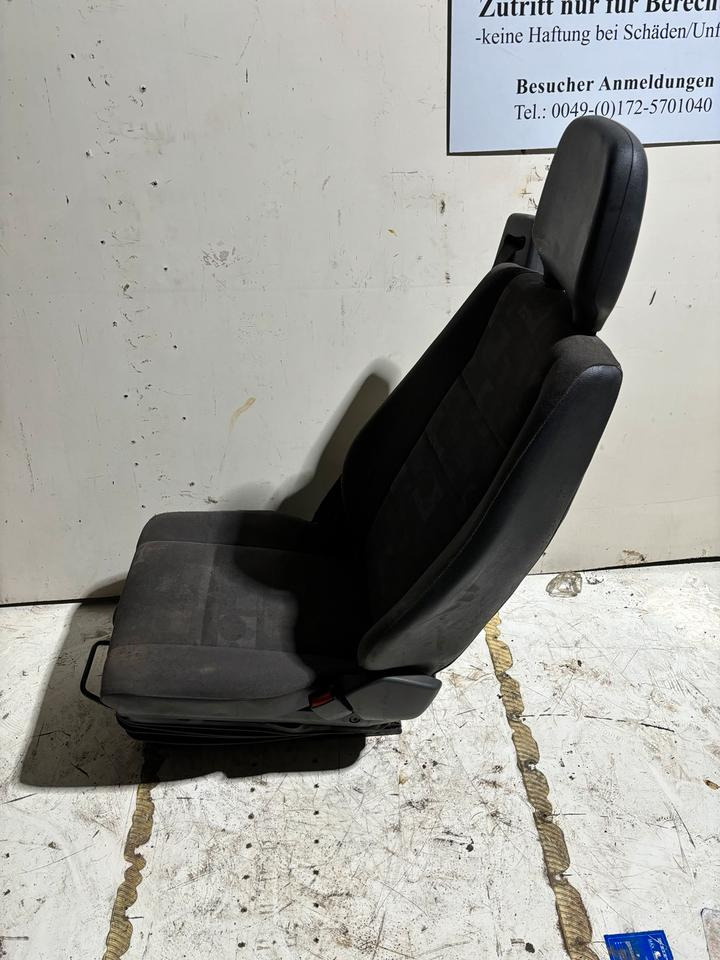 Mercedes-Benz Atego 2 Beifahrersitz mit Luft - Asiento para Camión: foto 3 Mercedes-Benz Atego 2 Beifahrersitz mit Luft - Asiento para Camión: foto 3