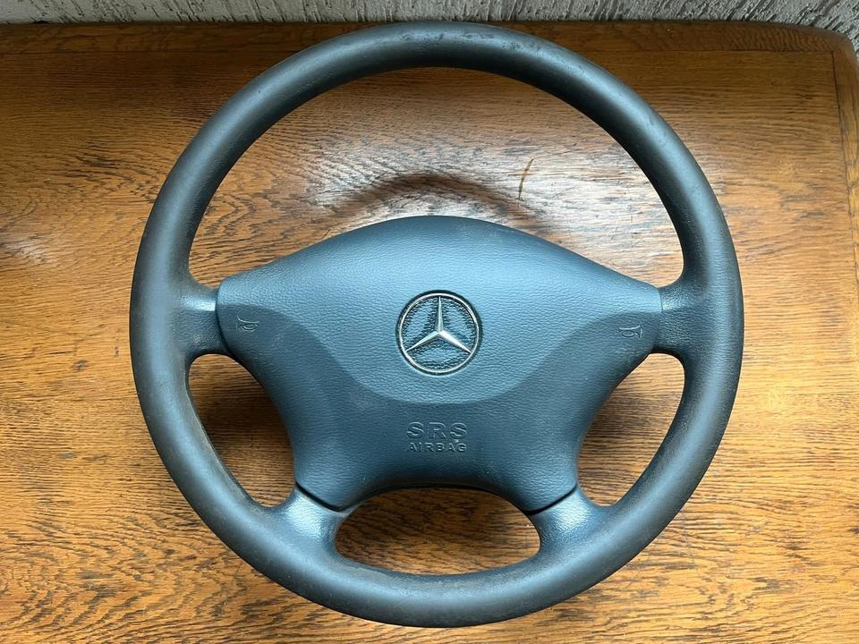 Mercedes-Benz Vito Lenkrad A6394640001 - Volante para Camión: foto 1 Mercedes-Benz Vito Lenkrad A6394640001 - Volante para Camión: foto 1