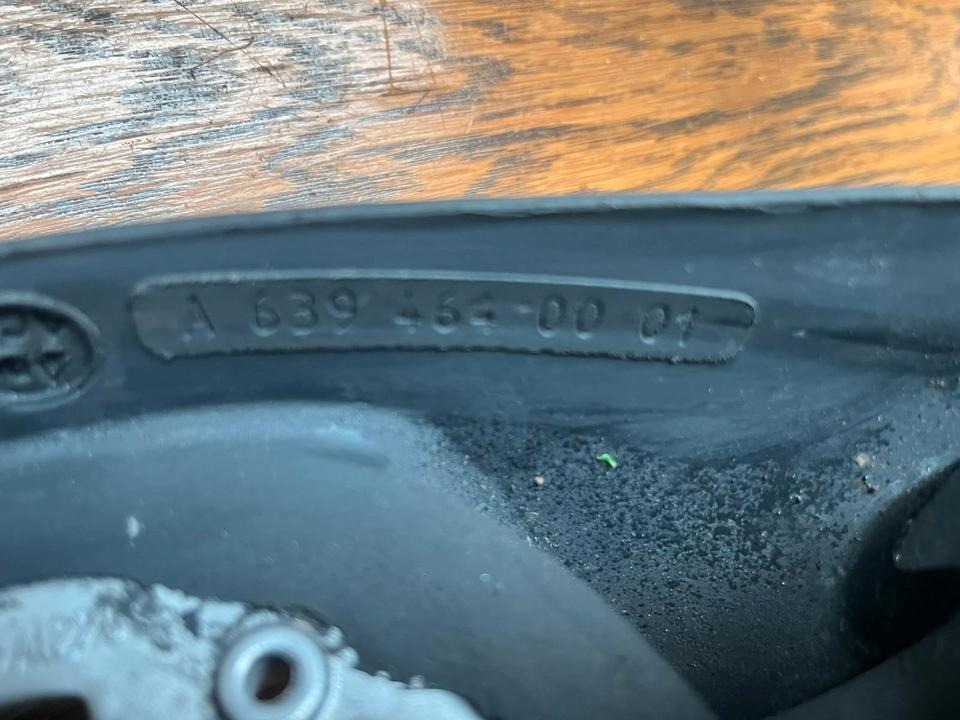 Mercedes-Benz Vito Lenkrad A6394640001 - Volante para Camión: foto 2 Mercedes-Benz Vito Lenkrad A6394640001 - Volante para Camión: foto 2