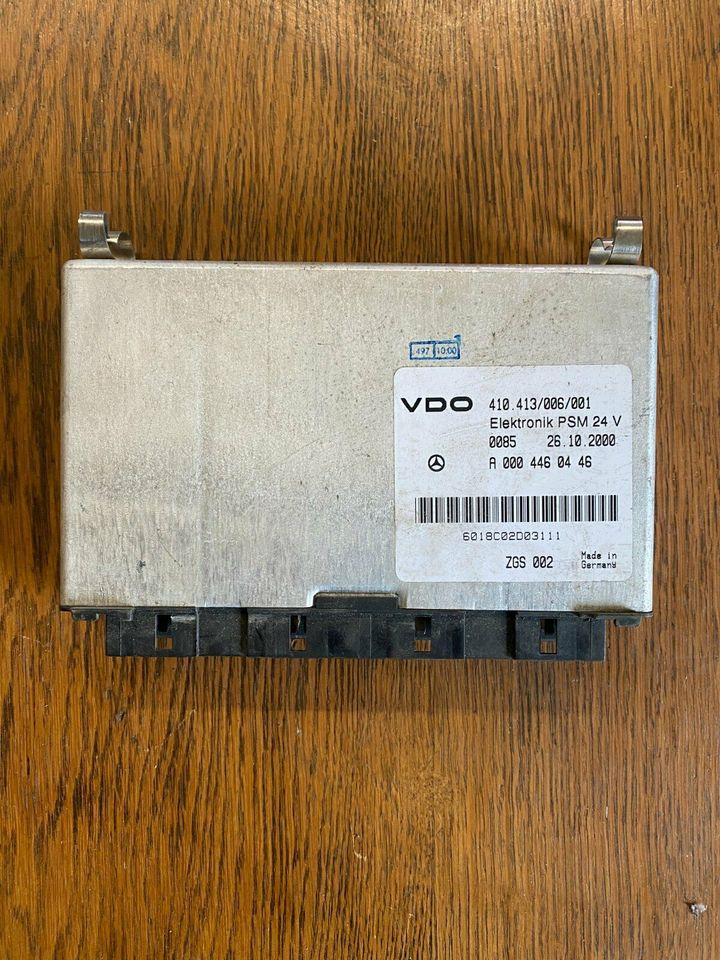 Mercedes Elektronik VDO PSM Steuergerät A 000 446 04 46 - Unidad de control para Camión: foto 1 Mercedes Elektronik VDO PSM Steuergerät A 000 446 04 46 - Unidad de control para Camión: foto 1