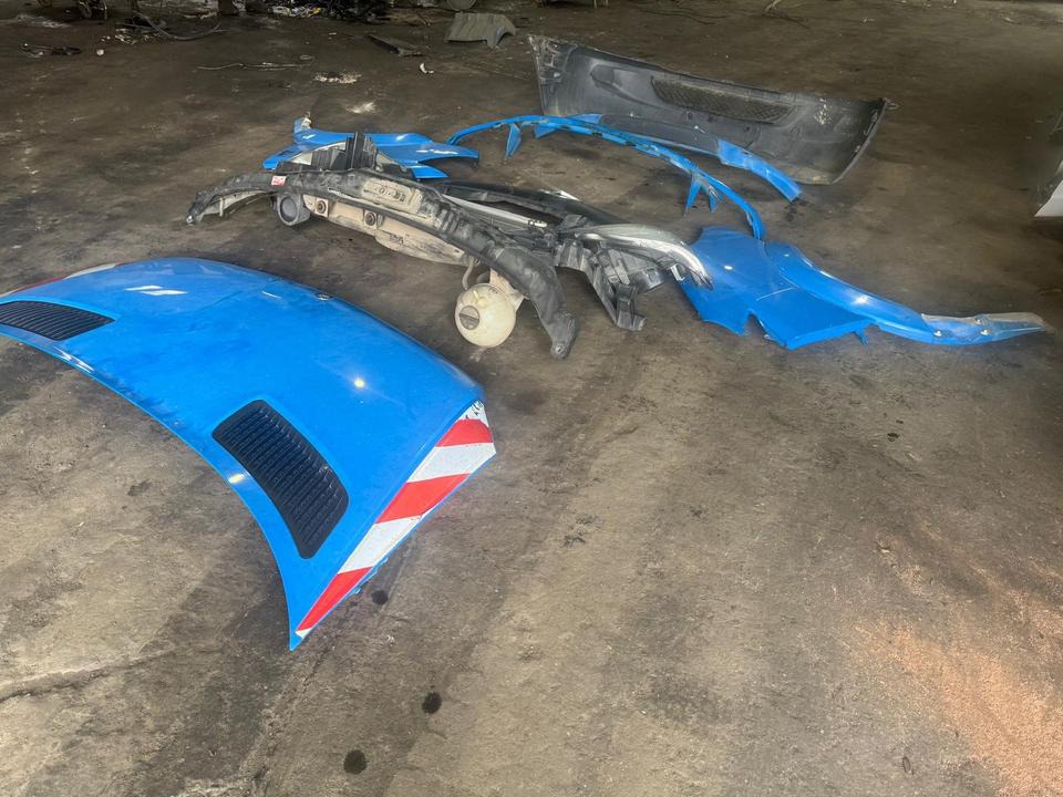 Mercedes Sprinter Frontpaket Komplet - Carrocería y exterior para Camión: foto 5 Mercedes Sprinter Frontpaket Komplet - Carrocería y exterior para Camión: foto 5