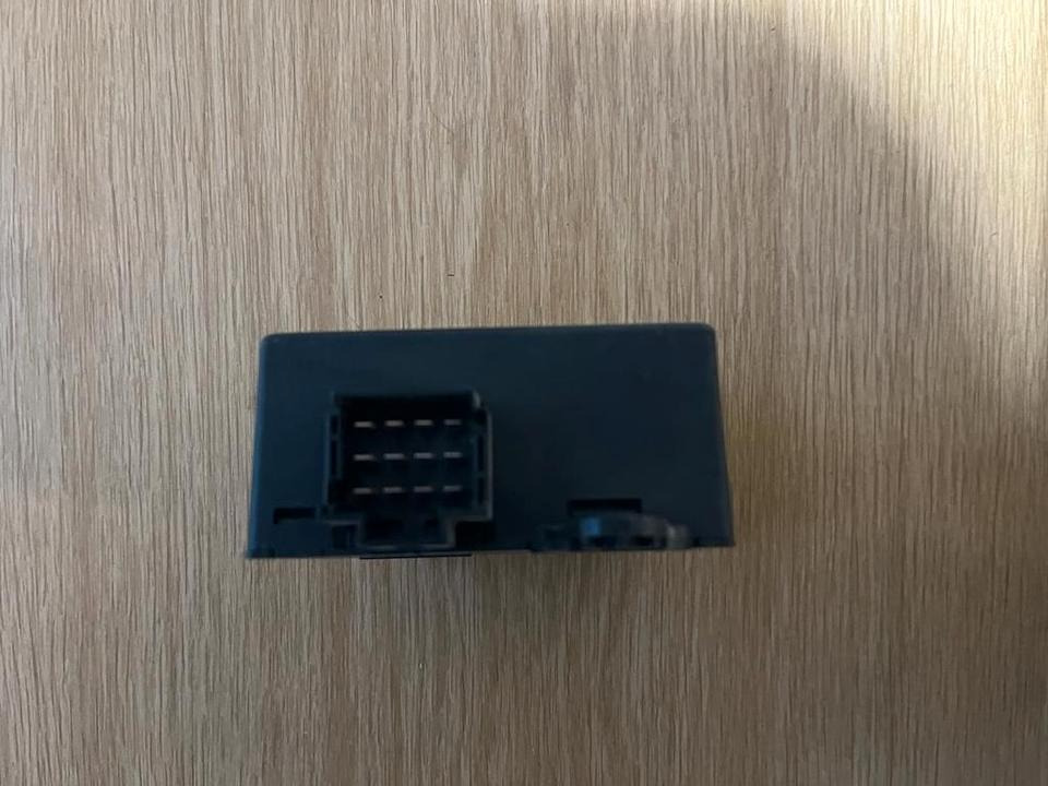 Mercedes Sprinter W901-W905 Steuergerät Wegfahrsperre 0335455932 - Unidad de control para Camión: foto 3 Mercedes Sprinter W901-W905 Steuergerät Wegfahrsperre 0335455932 - Unidad de control para Camión: foto 3