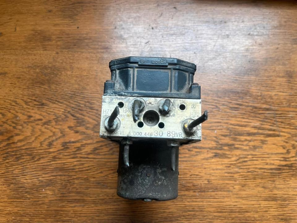 Mercedes Sprinter Hydraulikblock ABS-Pumpe A0004463089 - Piezas de recambio: foto 2 Mercedes Sprinter Hydraulikblock ABS-Pumpe A0004463089 - Piezas de recambio: foto 2