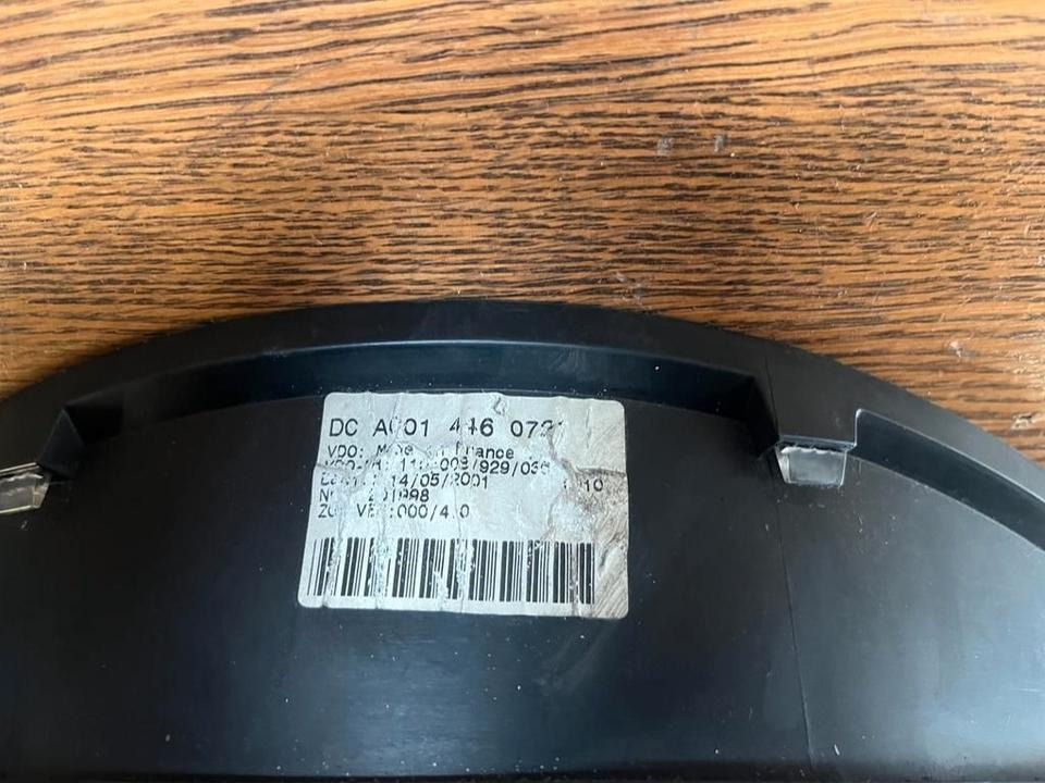 Mercedes Sprinter Kombiinstrument Tacho A0014460721 - Piezas de recambio: foto 2 Mercedes Sprinter Kombiinstrument Tacho A0014460721 - Piezas de recambio: foto 2