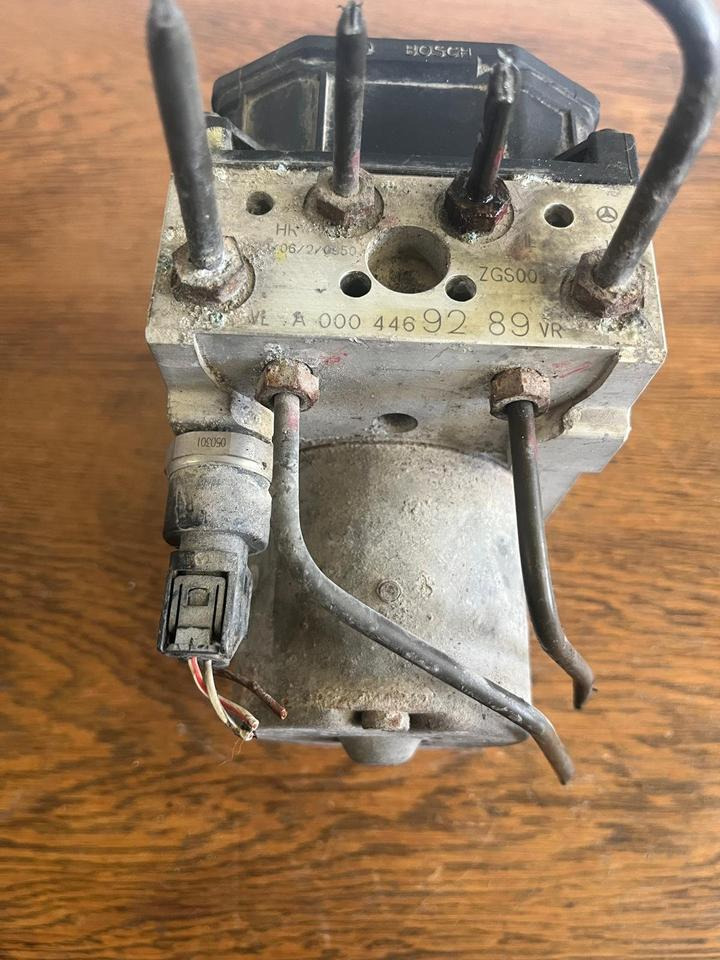Mercedes Sprinter W906 ABS Modul Hydraulikblock A0004469289 - Piezas de recambio: foto 3 Mercedes Sprinter W906 ABS Modul Hydraulikblock A0004469289 - Piezas de recambio: foto 3