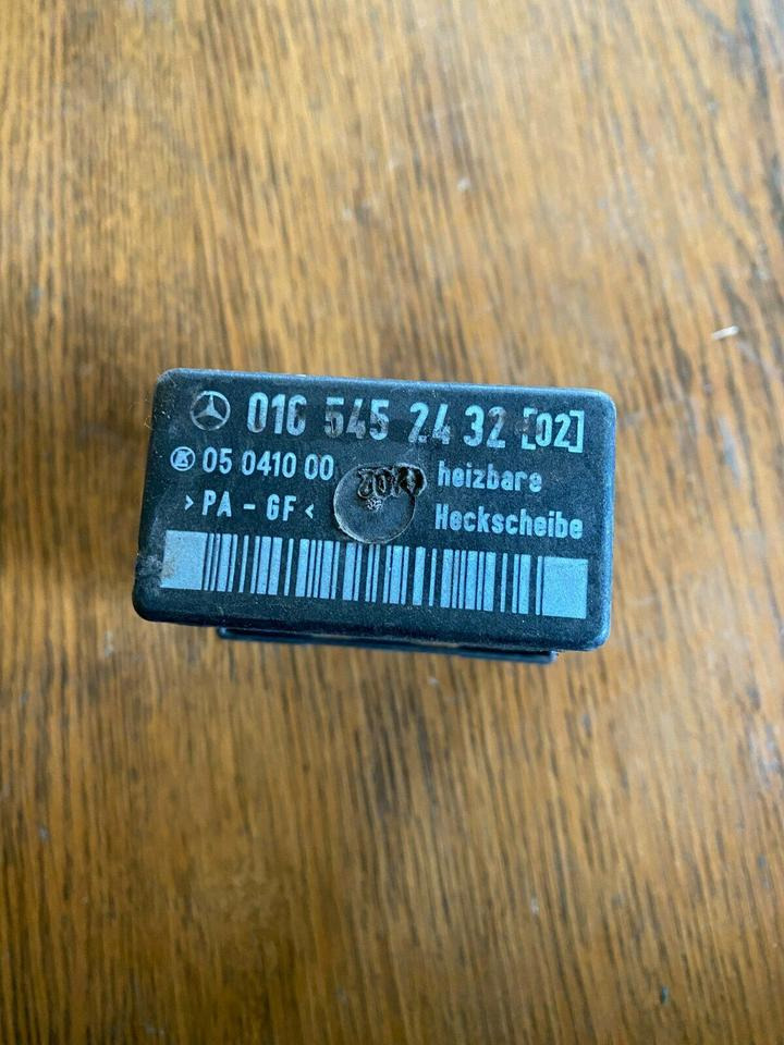 Relais Mercedes Sprinter Steuergerät 016 545 24 32 - Unidad de control para Camión: foto 2 Relais Mercedes Sprinter Steuergerät 016 545 24 32 - Unidad de control para Camión: foto 2