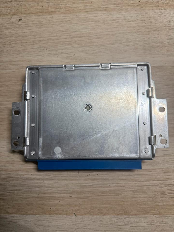 SCANIA KNORR-BREMSE EBS Steuergerät 0486106065 - Unidad de control para Camión: foto 3 SCANIA KNORR-BREMSE EBS Steuergerät 0486106065 - Unidad de control para Camión: foto 3