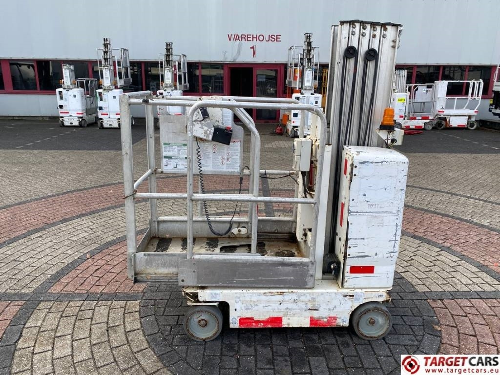 Genie GR-20 RunAbout Electric Vertical Mast Lift 802cm - Plataforma de mástil vertical: foto 5 Genie GR-20 RunAbout Electric Vertical Mast Lift 802cm - Plataforma de mástil vertical: foto 5