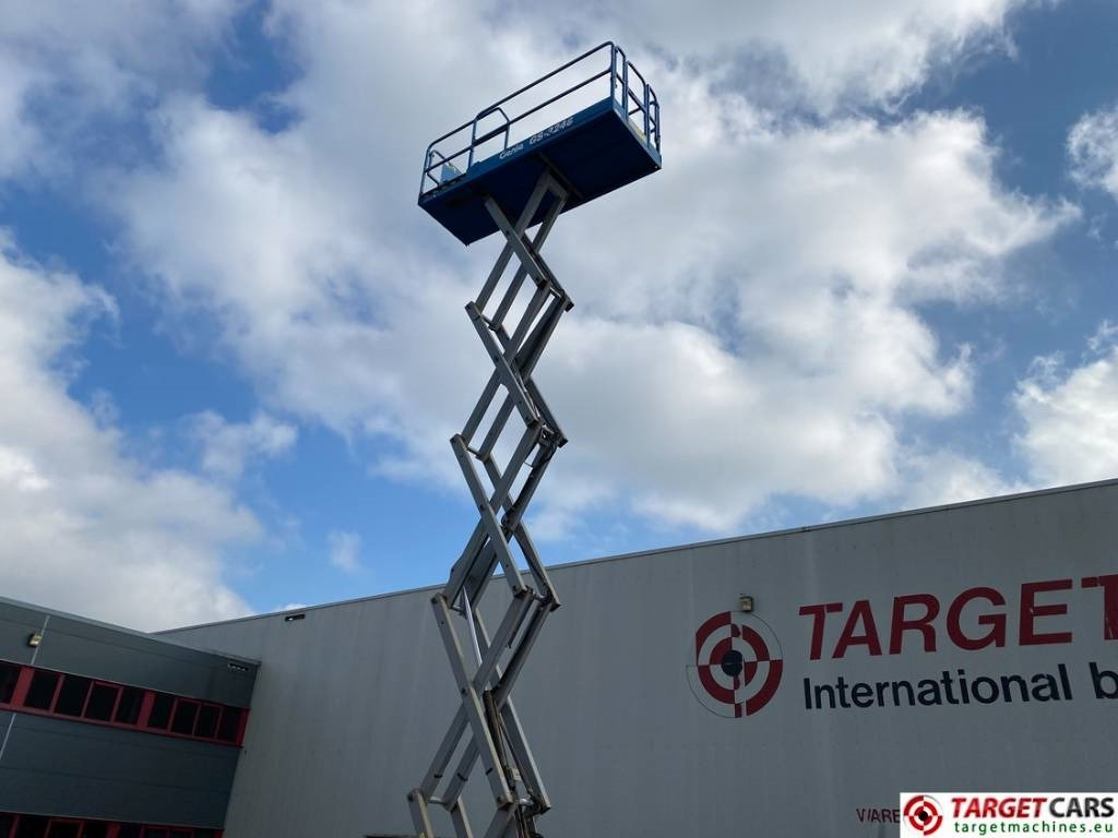 Plataforma de tijeras Genie GS-3246 Electric Scissor Work Lift 1175cm: foto 19