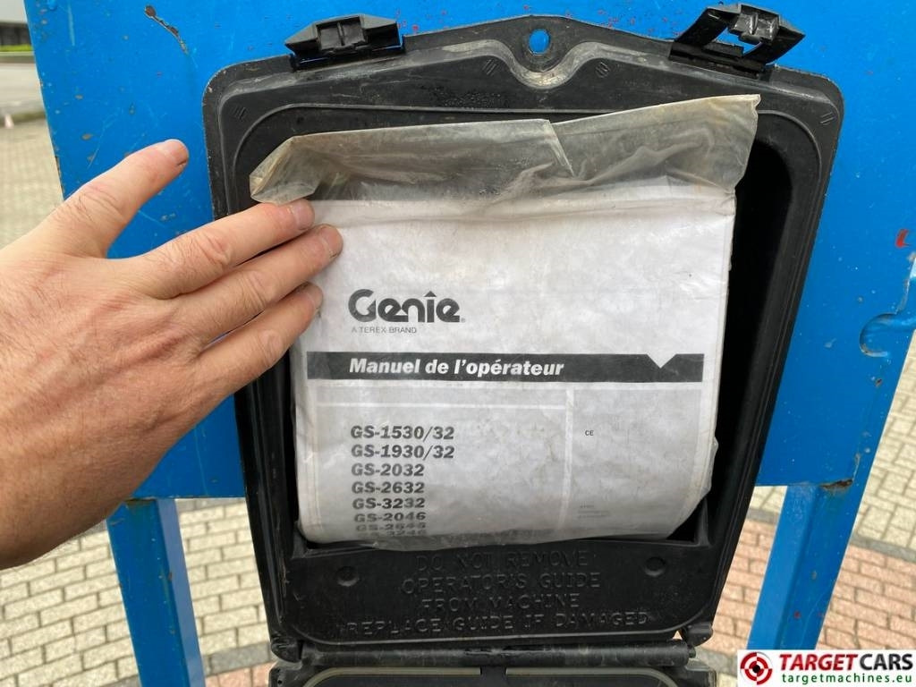 Plataforma de tijeras Genie GS-4047 Electric Scissor Work Lift 1389cm: foto 25 Plataforma de tijeras Genie GS-4047 Electric Scissor Work Lift 1389cm: foto 25