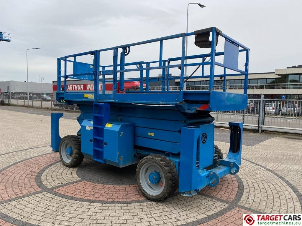 Genie GS-4390RT Diesel 4x4 Scissor Work Lift 1511cm  - Plataforma de tijeras: foto 2 Genie GS-4390RT Diesel 4x4 Scissor Work Lift 1511cm  - Plataforma de tijeras: foto 2