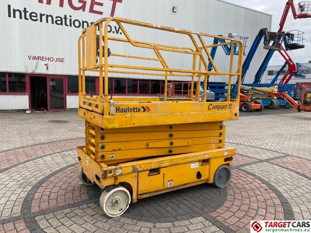 Haulotte Compact 12 Electric Scissor Work Lift 1200cm - Plataforma de tijeras: foto 1 Haulotte Compact 12 Electric Scissor Work Lift 1200cm - Plataforma de tijeras: foto 1