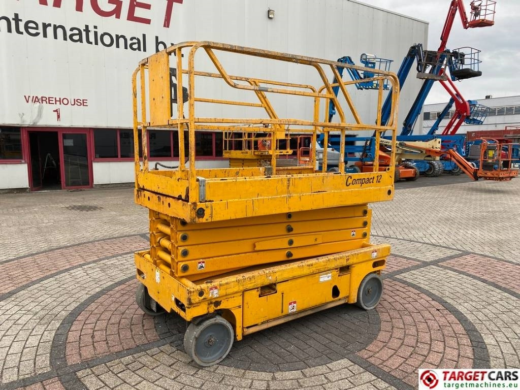 Haulotte Compact 12 Electric Scissor Work Lift 1200cm - Plataforma de tijeras: foto 1 Haulotte Compact 12 Electric Scissor Work Lift 1200cm - Plataforma de tijeras: foto 1